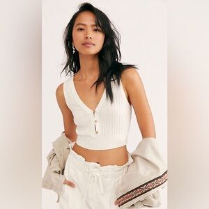 🤍Free People Cream Cropped Knit Tank Top/ Sweater (NWOT), Size S